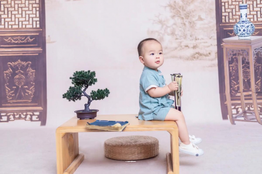 借卵生子咨询宝宝多久睡整夜觉